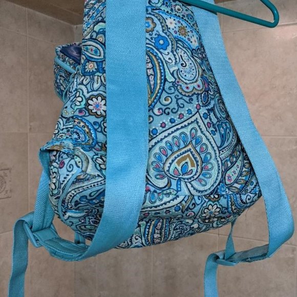 **SOLD** Vera Bradley Daisy Dot Paisley Quilted Cotton Compact Hadley Backpack - Picture 4 of 7